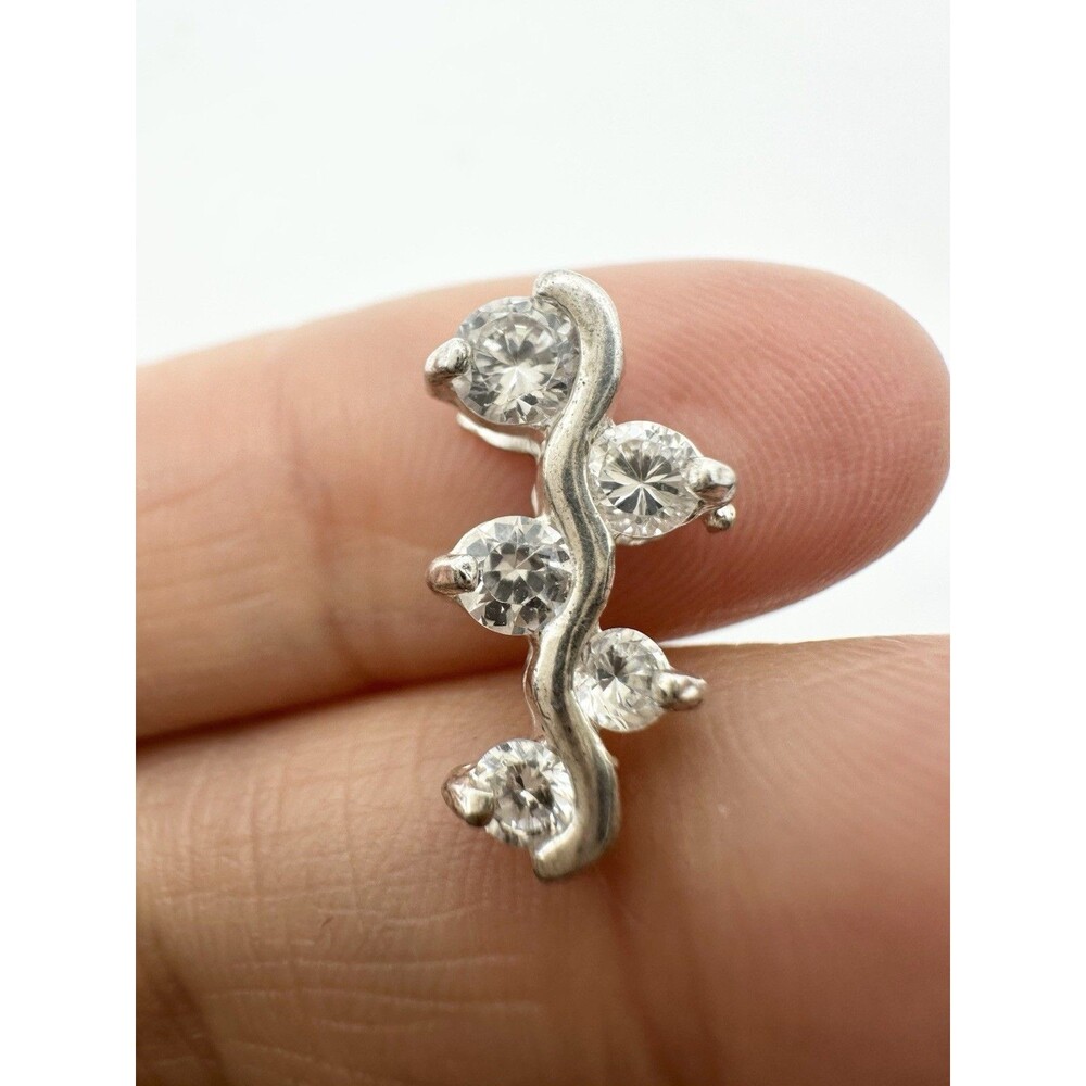 925 Sterling Silver Wavy Delicate Pendant C Z